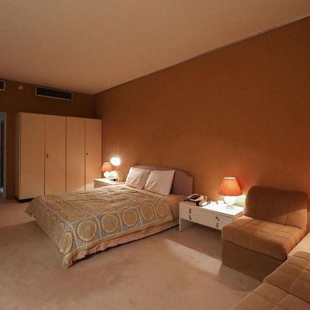 Mena Al Diyar 114 Hotel Riyadh Ngoại thất bức ảnh