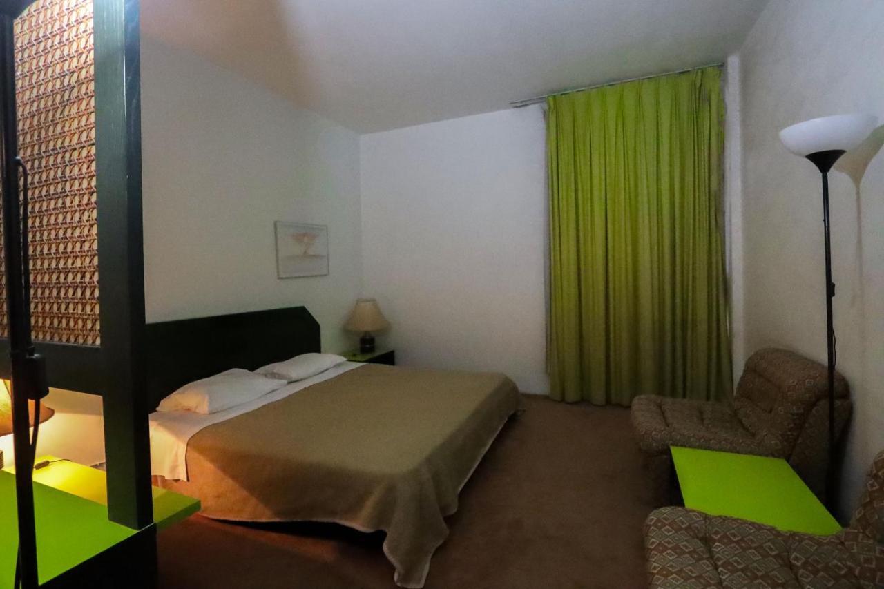 Mena Al Diyar 114 Hotel Riyadh Ngoại thất bức ảnh